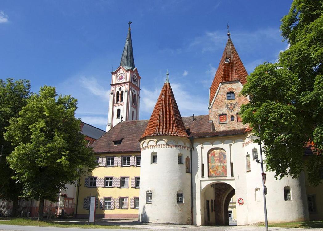 Hotel Zum Loewen Weißenhorn Esterno foto